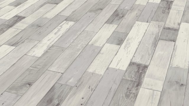 La pose de carrelage à cabochons