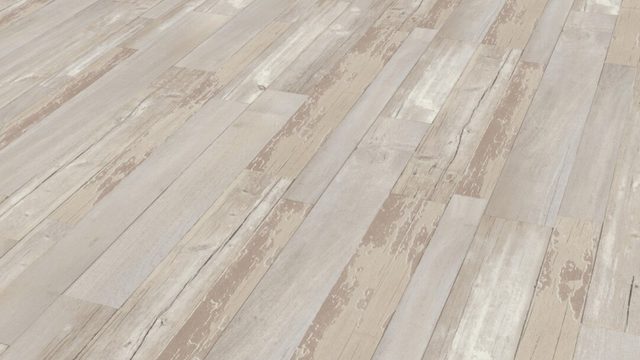 Comment bien entretenir une terrasse en cumaru, essence de bois exotique ?