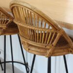 Tabouret en bois dans une cuisine