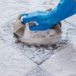 nettoyer votre carrelage en grès cérame éclat et durabilité garantis